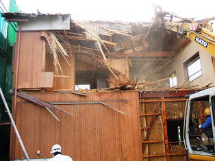 �l�l�Z��Ɖ���̍H��